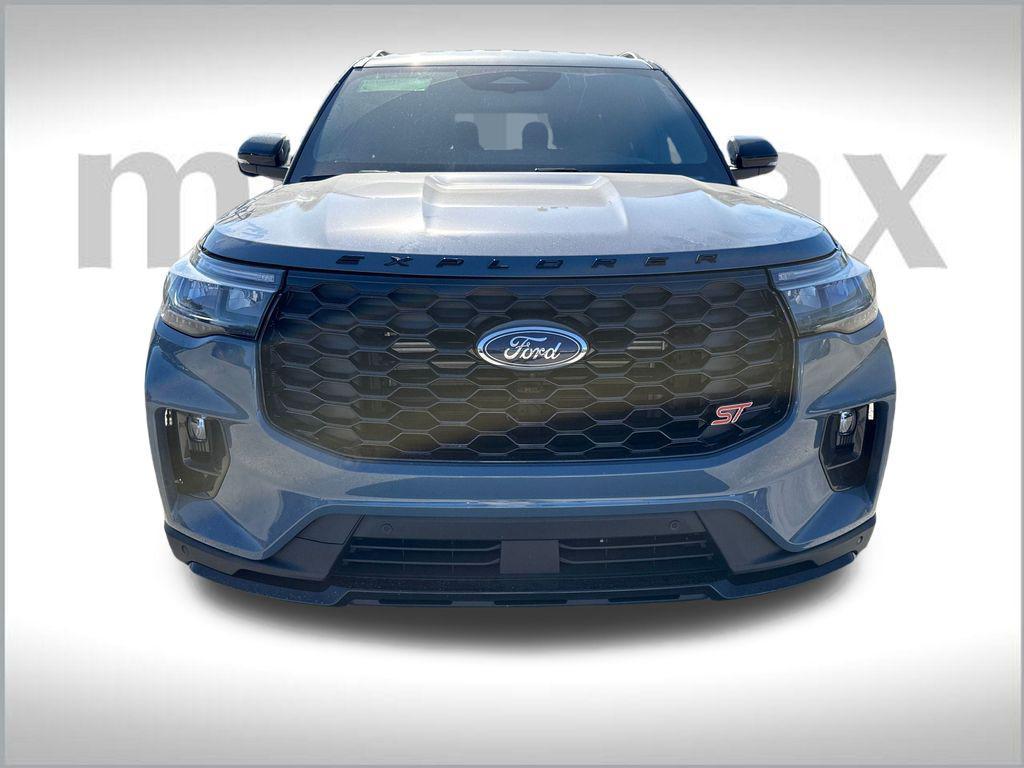 new 2025 Ford Explorer car, priced at $54,404