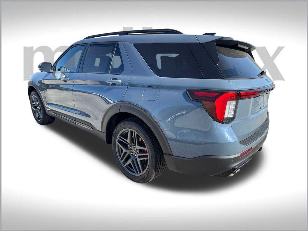 new 2025 Ford Explorer car, priced at $54,404