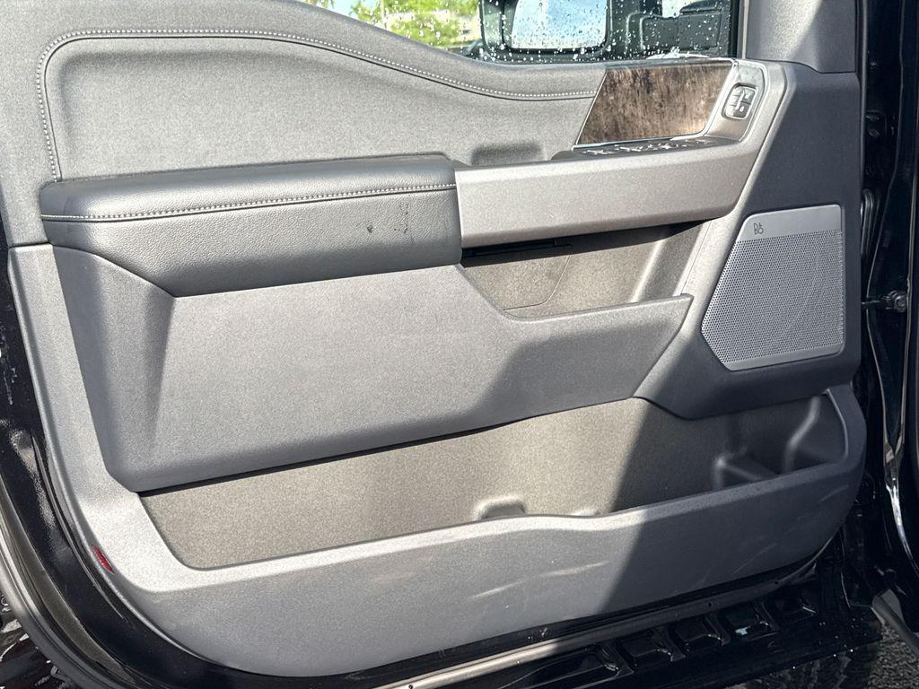 new 2025 Ford F-250 car, priced at $79,670