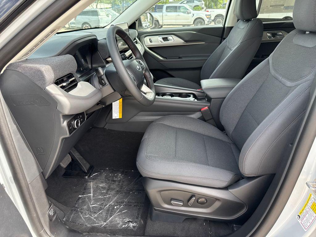 new 2025 Ford Explorer car, priced at $39,409
