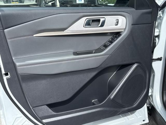new 2025 Ford Explorer car, priced at $39,409