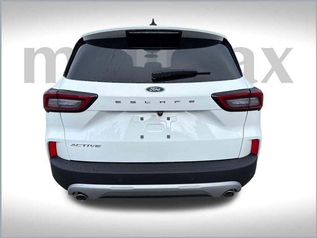 new 2025 Ford Escape car, priced at $28,336