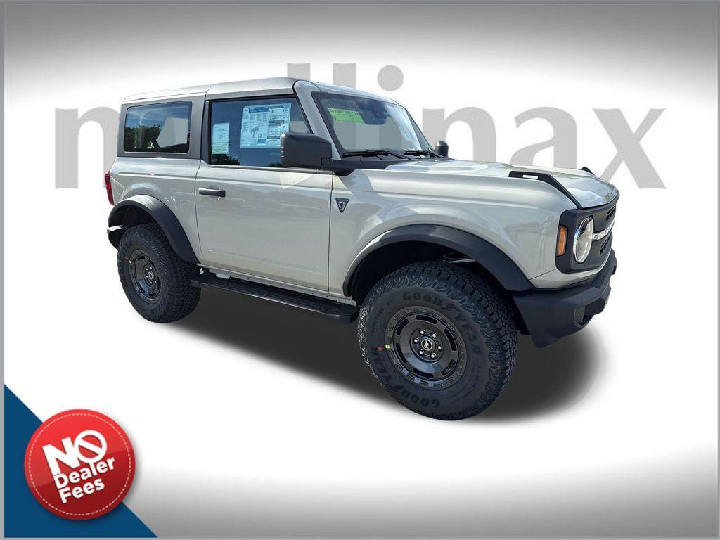 new 2025 Ford Bronco car, priced at $48,554