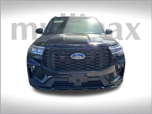 new 2025 Ford Explorer car, priced at $46,270