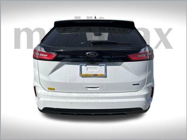 new 2024 Ford Edge car, priced at $32,900