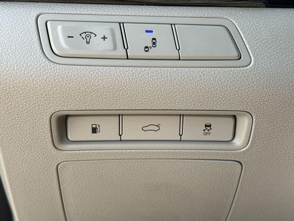 used 2015 Hyundai Sonata car, priced at $6,901