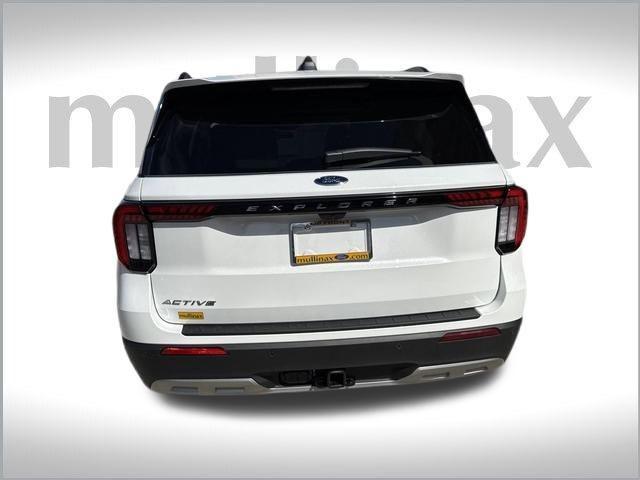 new 2025 Ford Explorer car, priced at $43,177