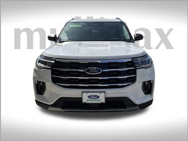 new 2025 Ford Explorer car, priced at $43,177