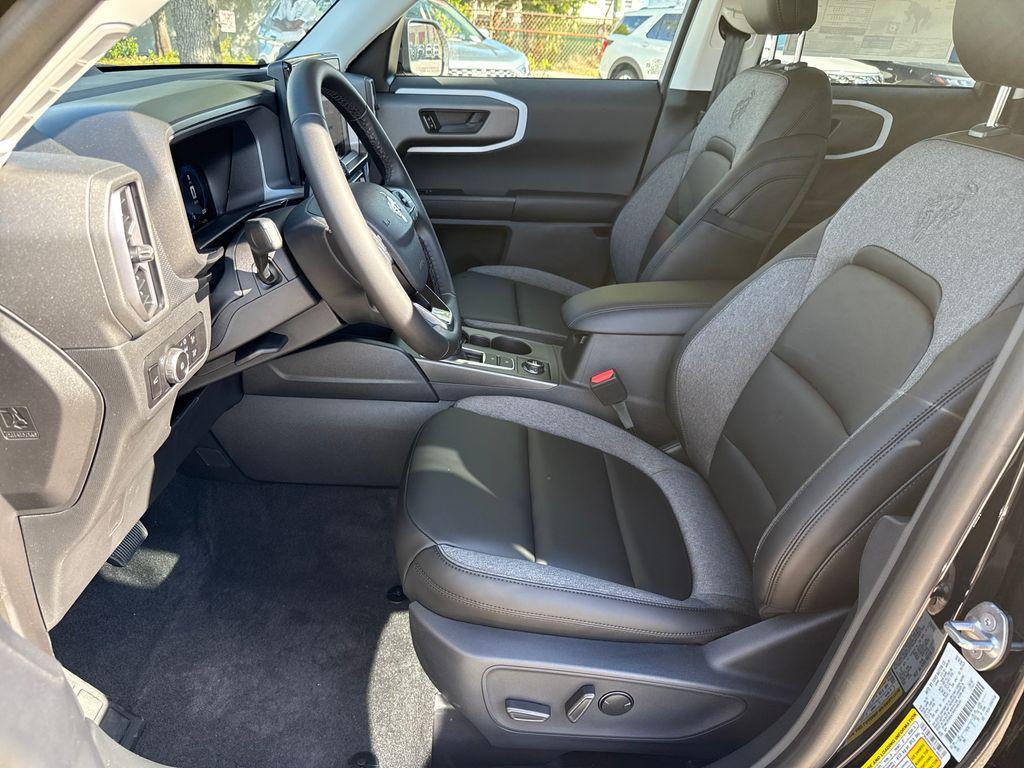 new 2025 Ford Bronco Sport car, priced at $33,926