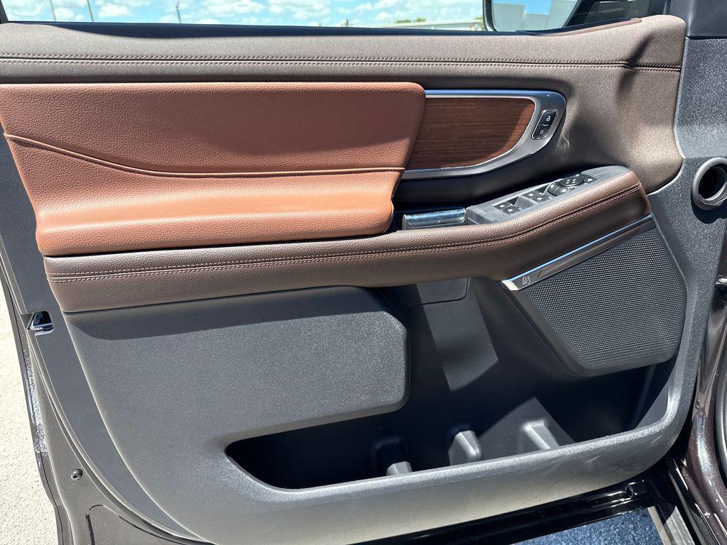 new 2025 Ford Expedition Max car, priced at $86,995
