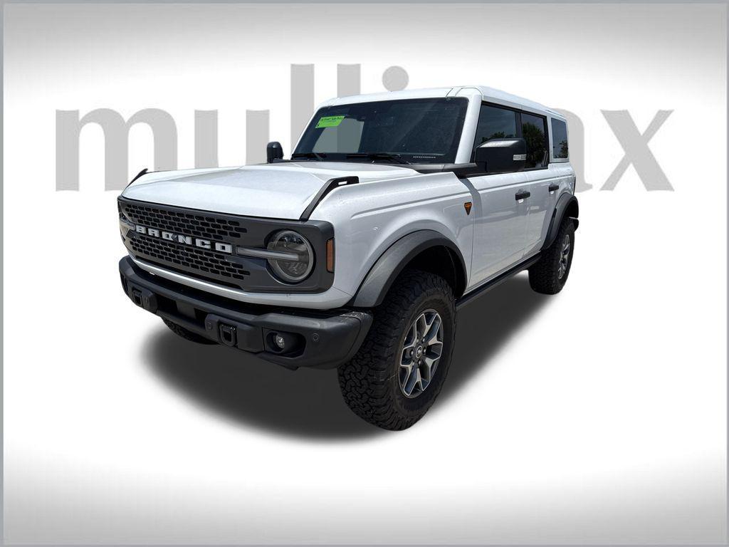 new 2025 Ford Bronco car, priced at $62,056
