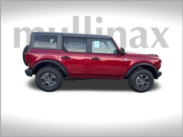 new 2025 Ford Bronco car, priced at $44,553