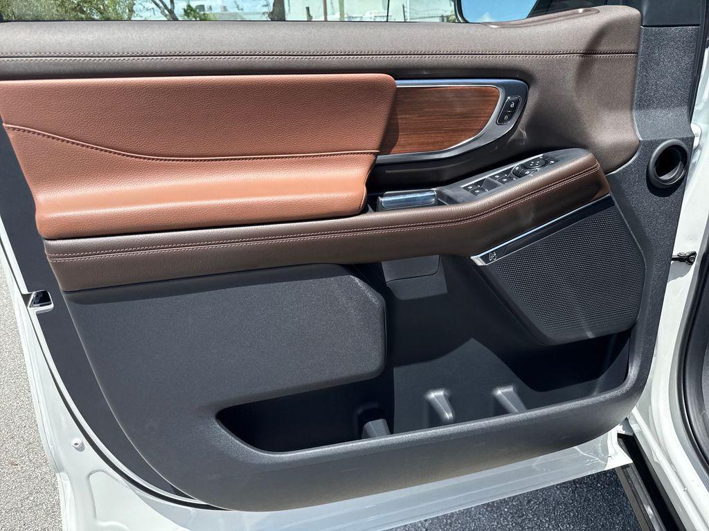 new 2025 Ford Expedition Max car, priced at $87,467