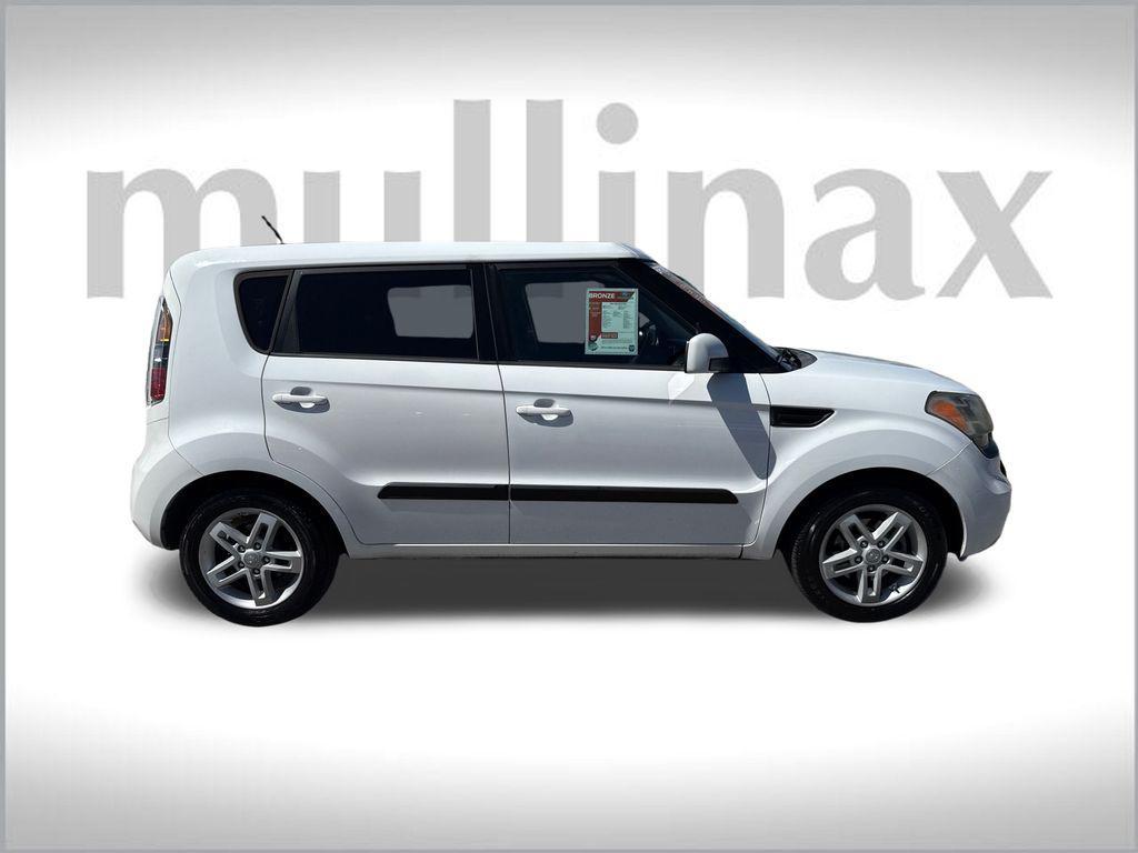 used 2011 Kia Soul car, priced at $5,900