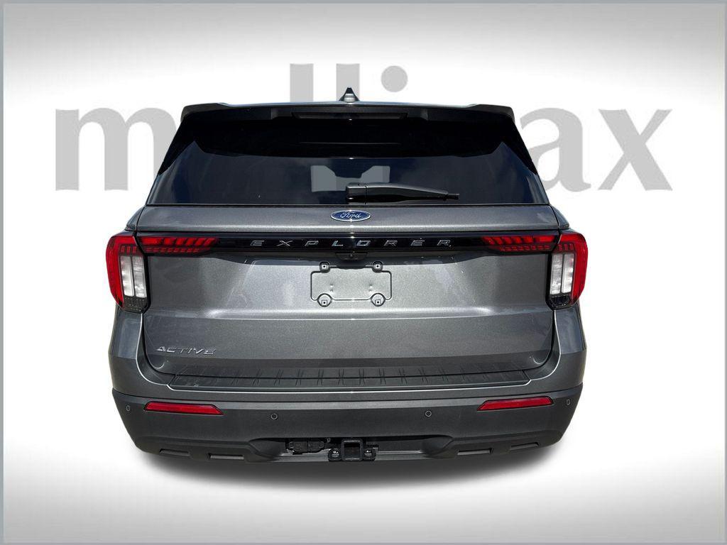 new 2025 Ford Explorer car, priced at $39,410