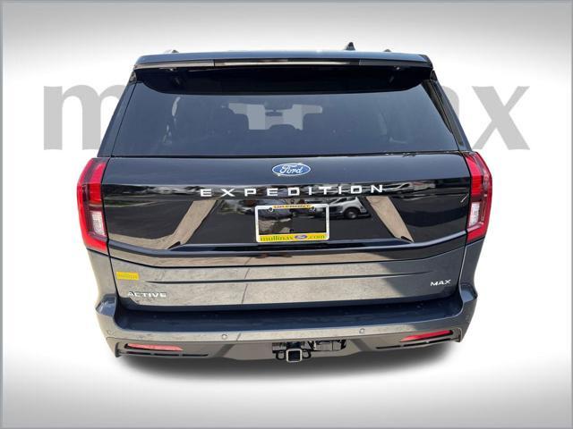new 2025 Ford Expedition Max car, priced at $70,053