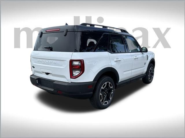 new 2024 Ford Bronco Sport car, priced at $32,141