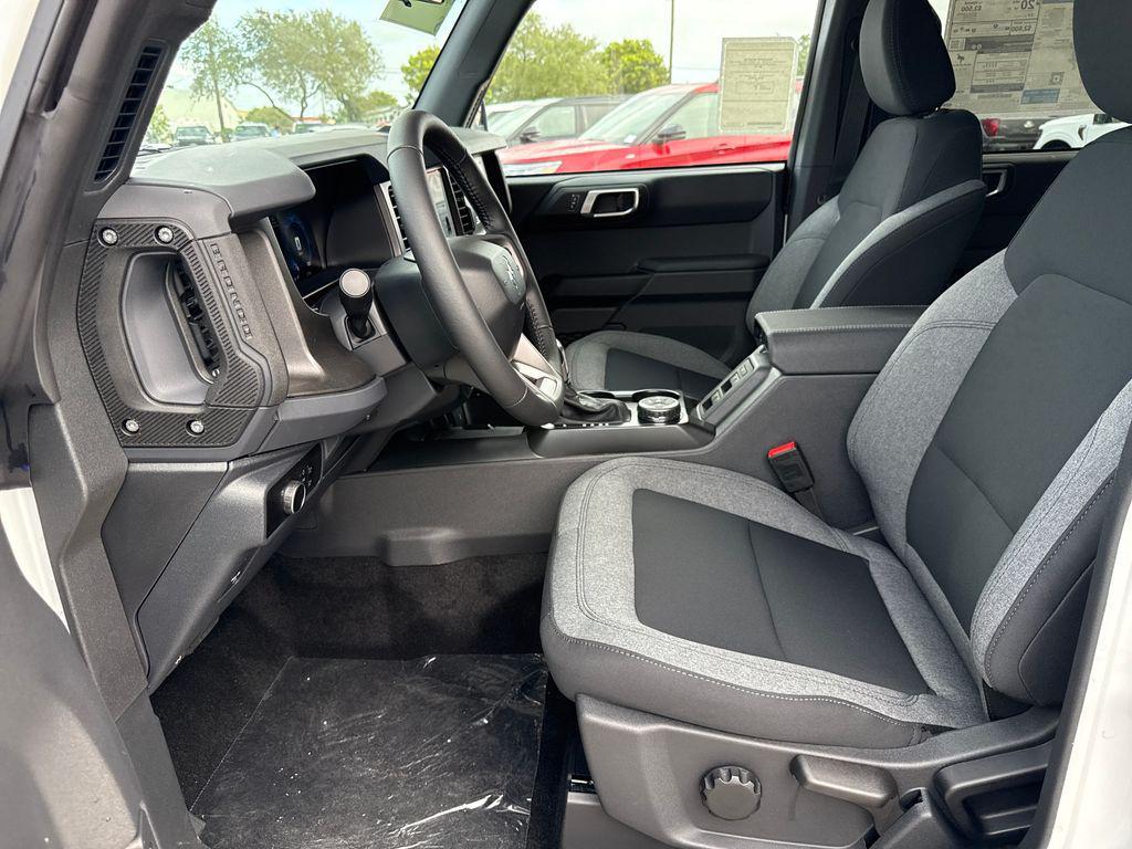 new 2025 Ford Bronco car, priced at $44,373