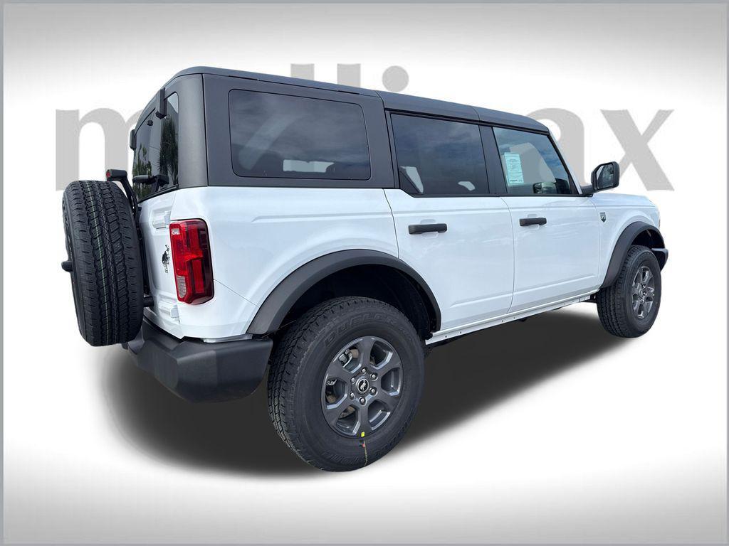 new 2025 Ford Bronco car, priced at $44,373