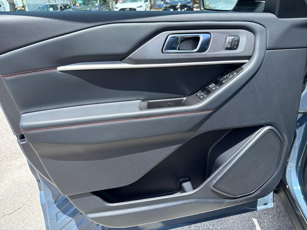 new 2025 Ford Explorer car, priced at $46,971