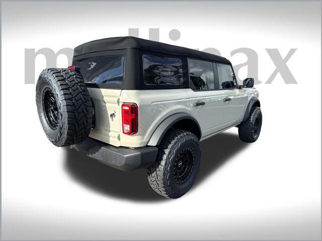 new 2025 Ford Bronco car, priced at $48,539