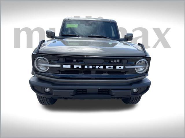 new 2025 Ford Bronco car, priced at $53,507