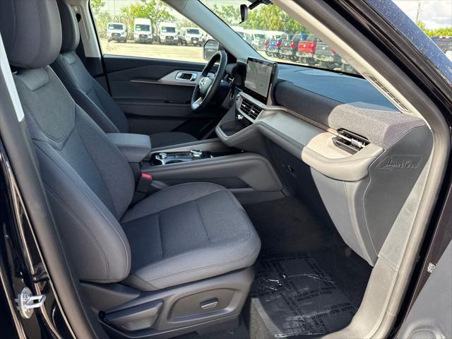 new 2025 Ford Explorer car, priced at $39,055