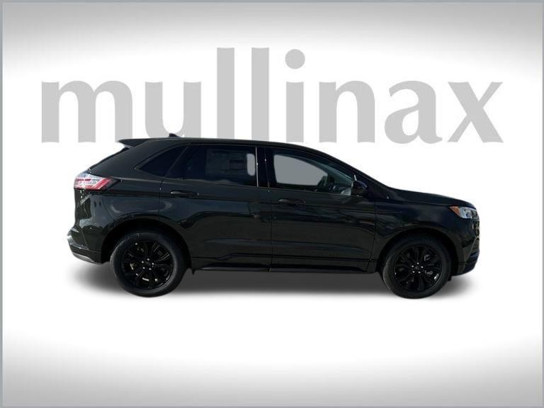 new 2024 Ford Edge car, priced at $32,900