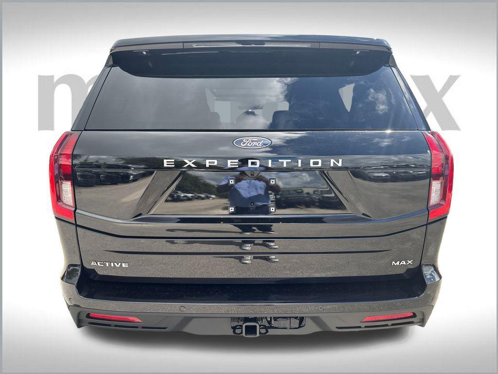 new 2025 Ford Expedition Max car, priced at $70,200