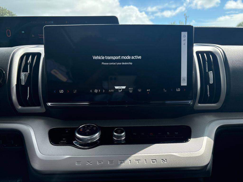 new 2025 Ford Expedition Max car, priced at $70,200