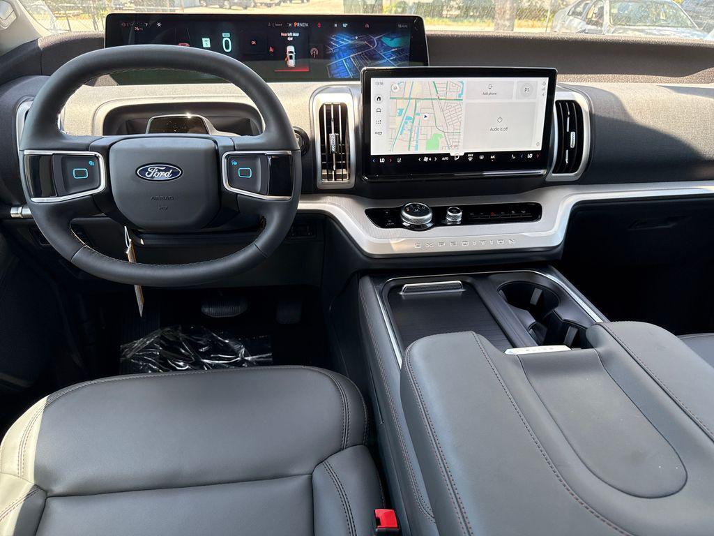 new 2025 Ford Expedition car, priced at $67,632