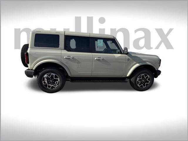 new 2025 Ford Bronco car, priced at $53,507