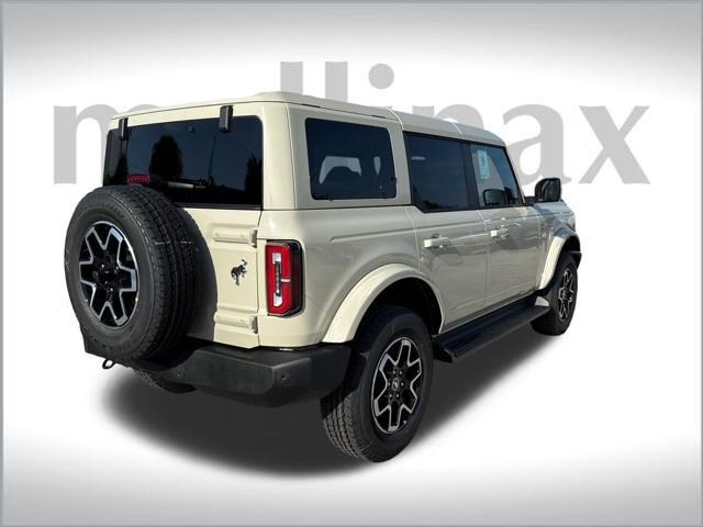 new 2025 Ford Bronco car, priced at $53,507