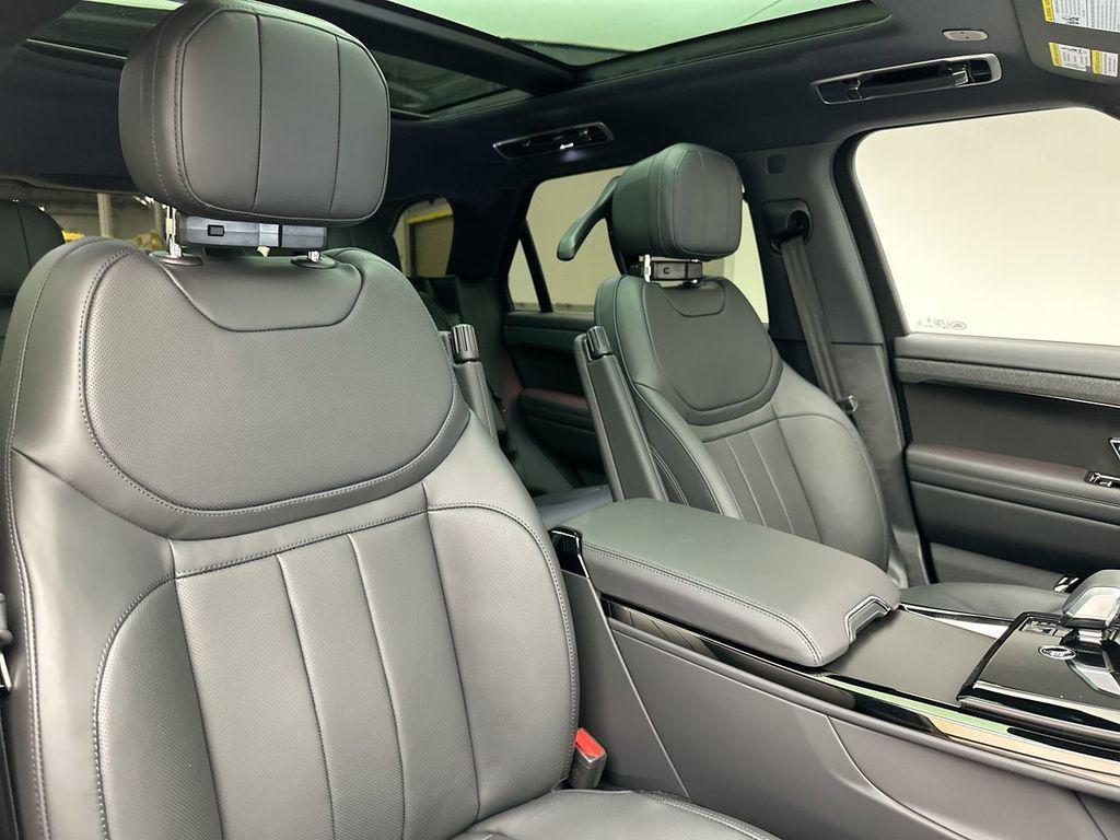new 2025 Land Rover Range Rover Sport car, priced at $94,190