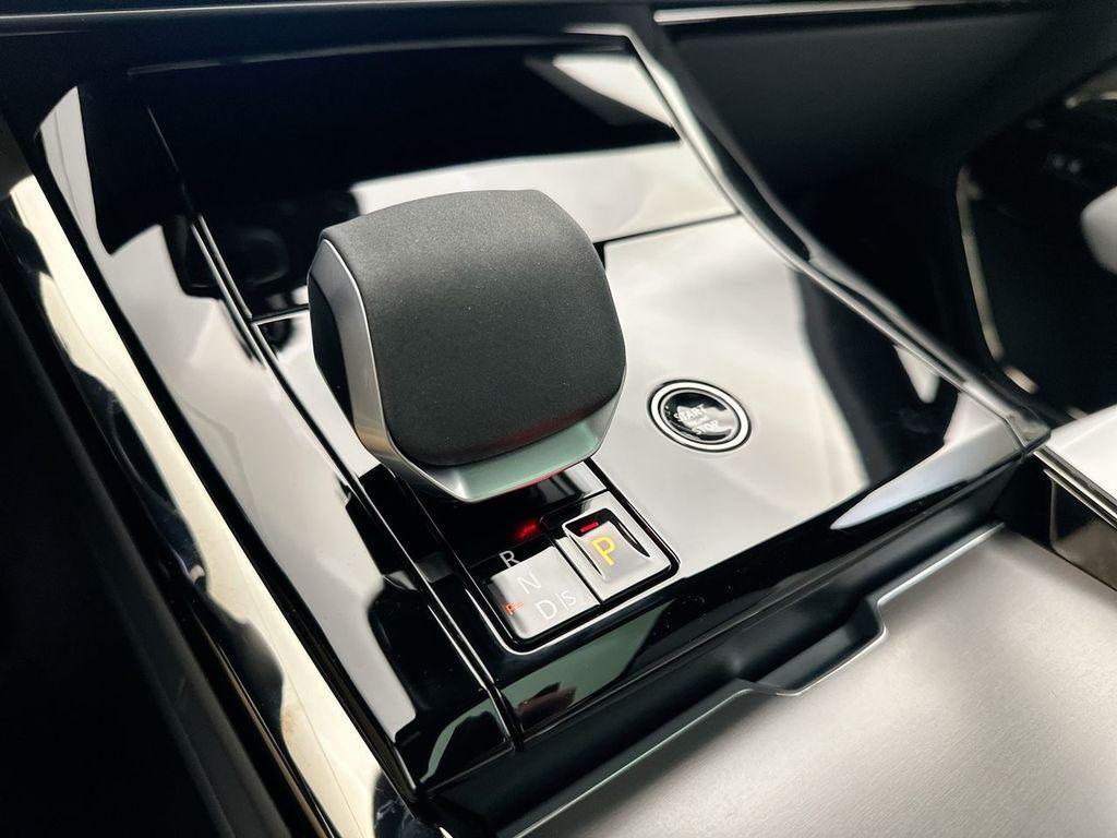 new 2025 Land Rover Range Rover Sport car, priced at $90,380