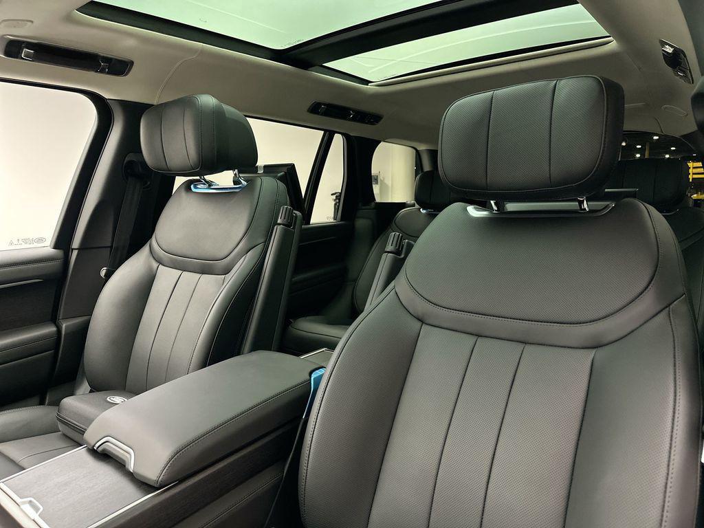 new 2025 Land Rover Range Rover car, priced at $194,405