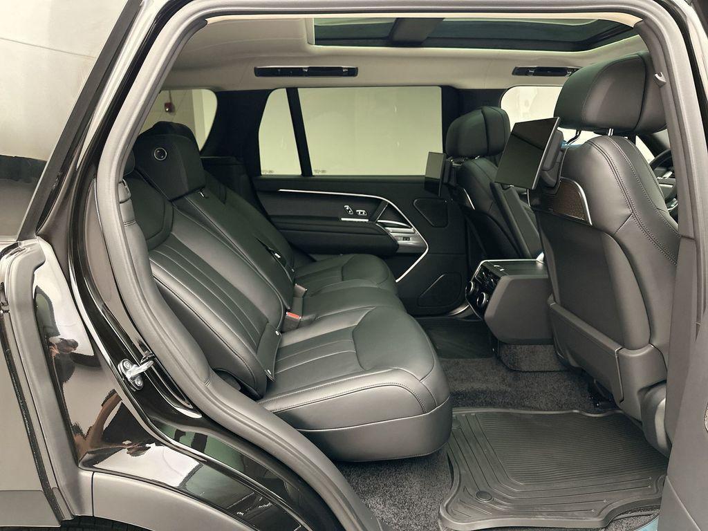 new 2025 Land Rover Range Rover car, priced at $194,405