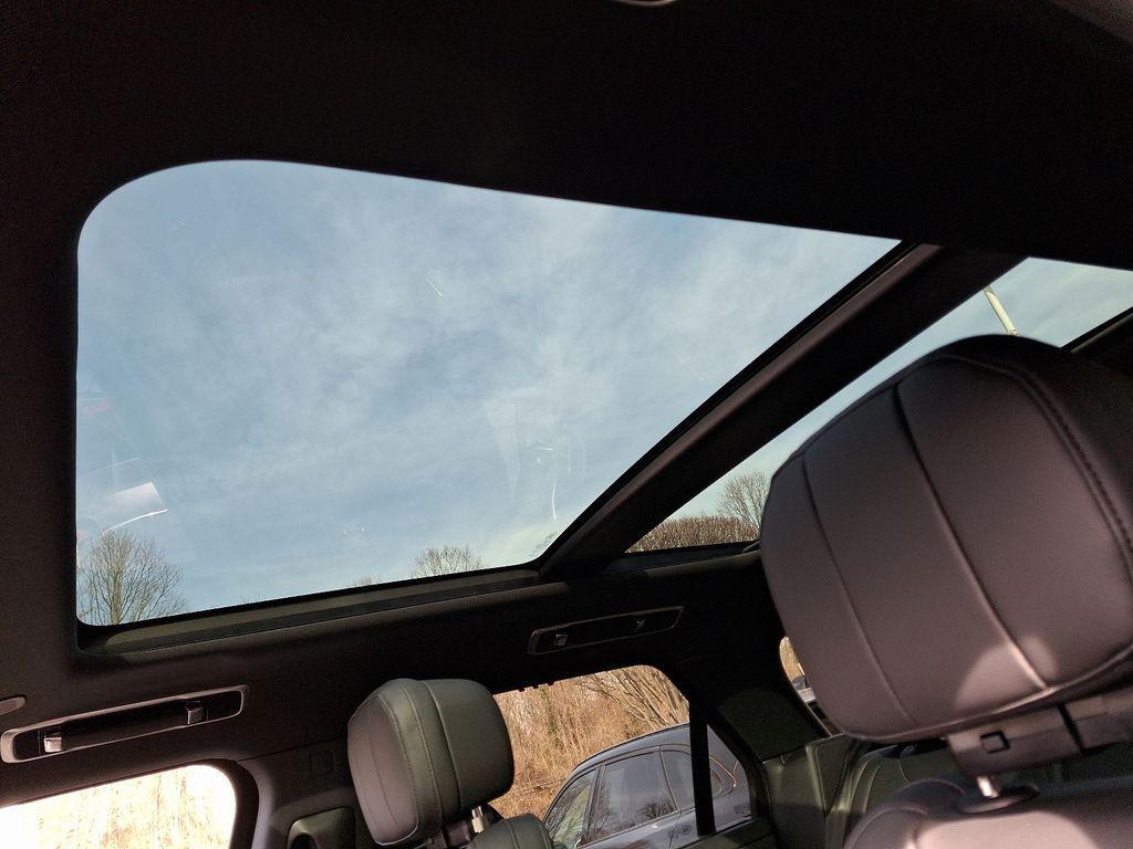 new 2025 Land Rover Range Rover Sport car, priced at $105,445