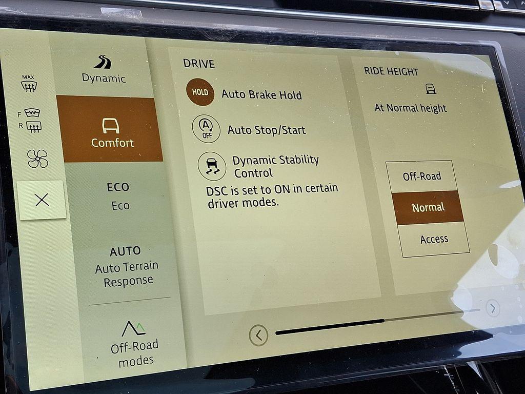 new 2025 Land Rover Range Rover Sport car, priced at $105,445