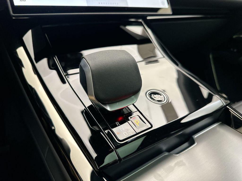 used 2025 Land Rover Range Rover Sport car, priced at $82,000
