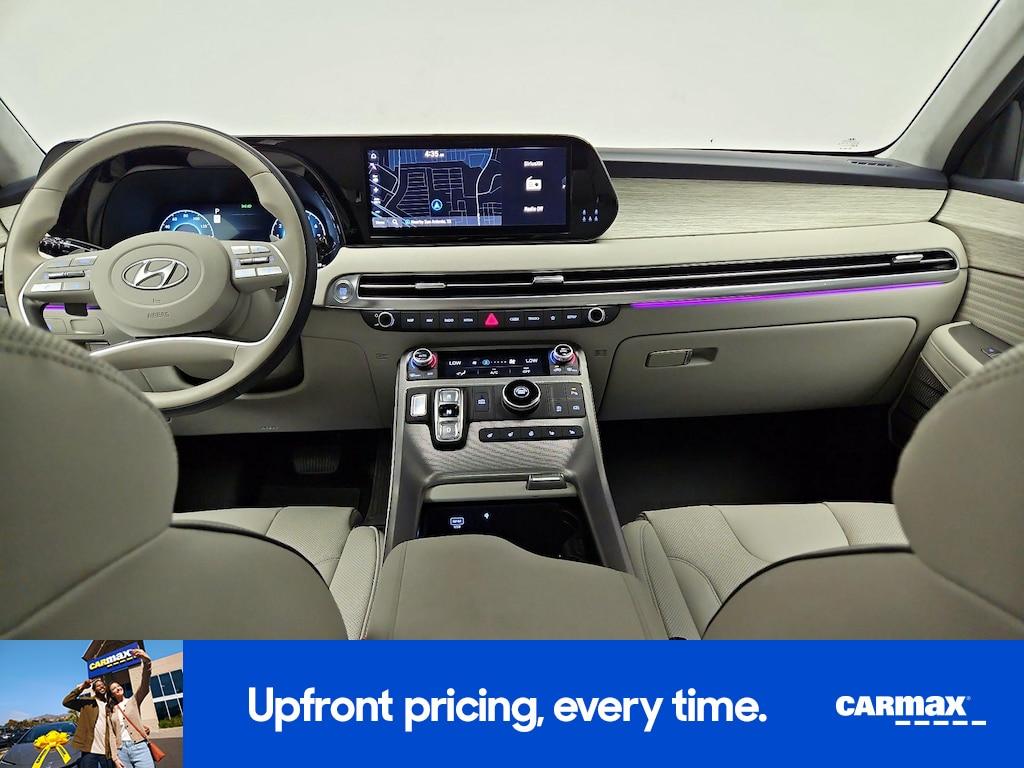 used 2024 Hyundai Palisade car, priced at $43,998