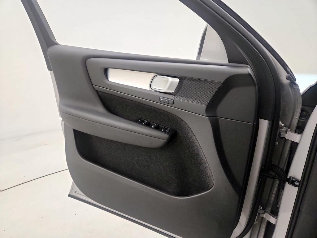 used 2025 Volvo XC40 car, priced at $35,998