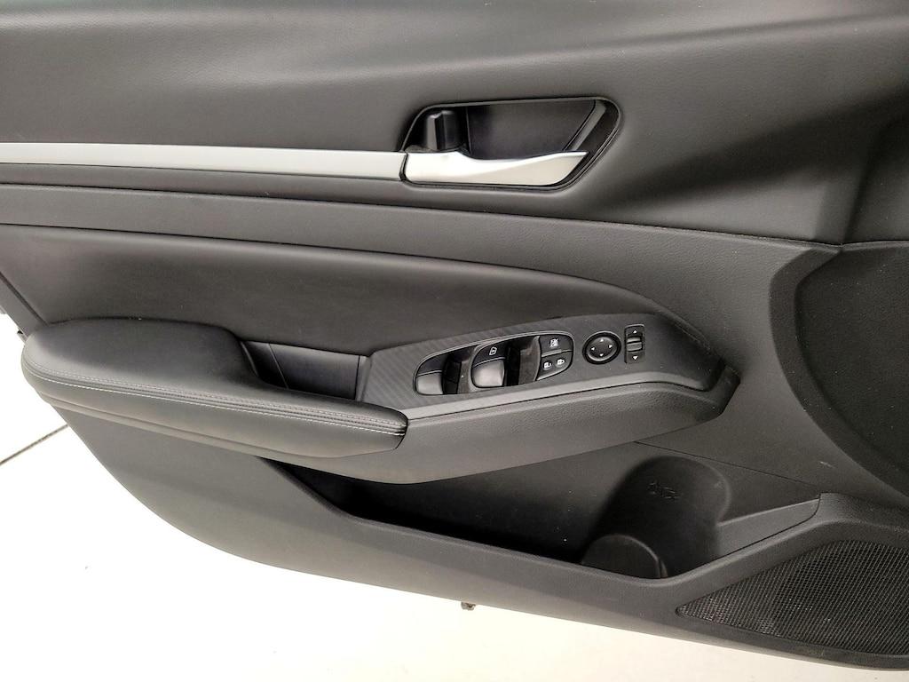 used 2022 Nissan Altima car, priced at $19,998