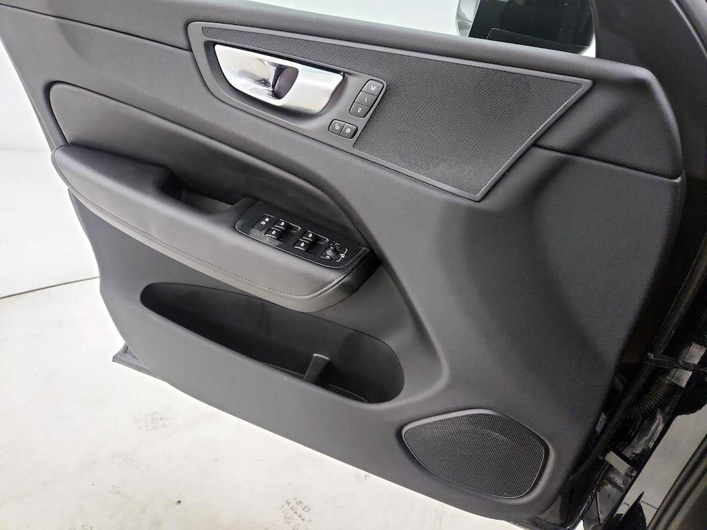 used 2025 Volvo XC60 car, priced at $34,998
