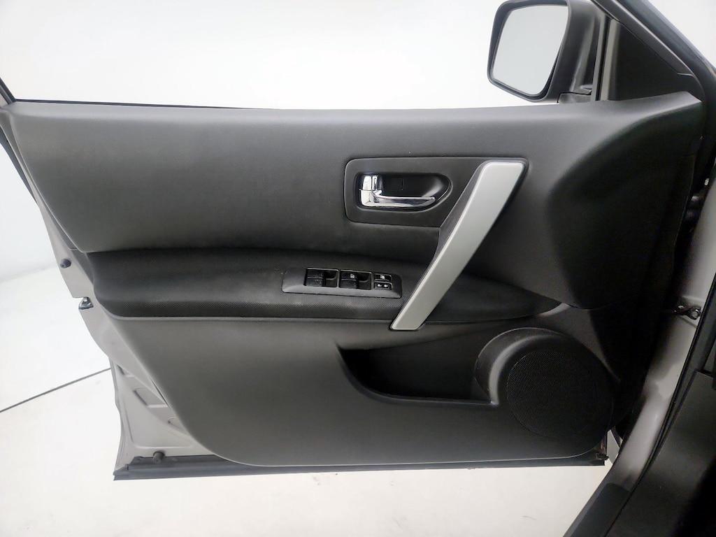 used 2015 Nissan Rogue Select car, priced at $13,998