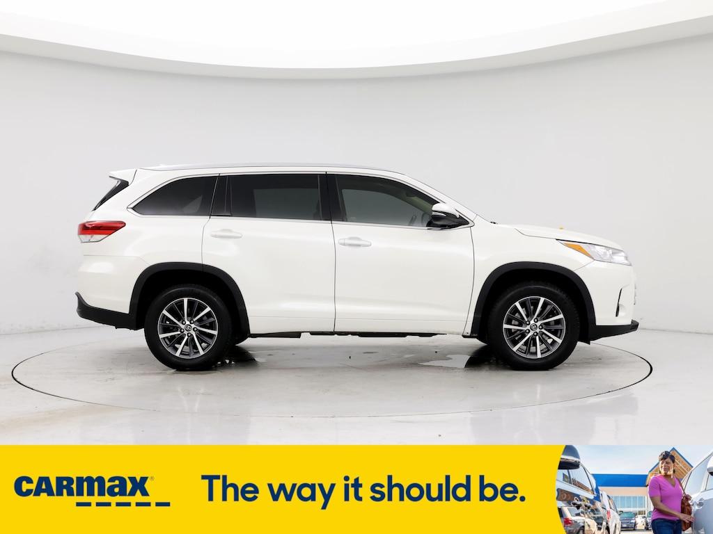 used 2018 Toyota Highlander car, priced at $25,998