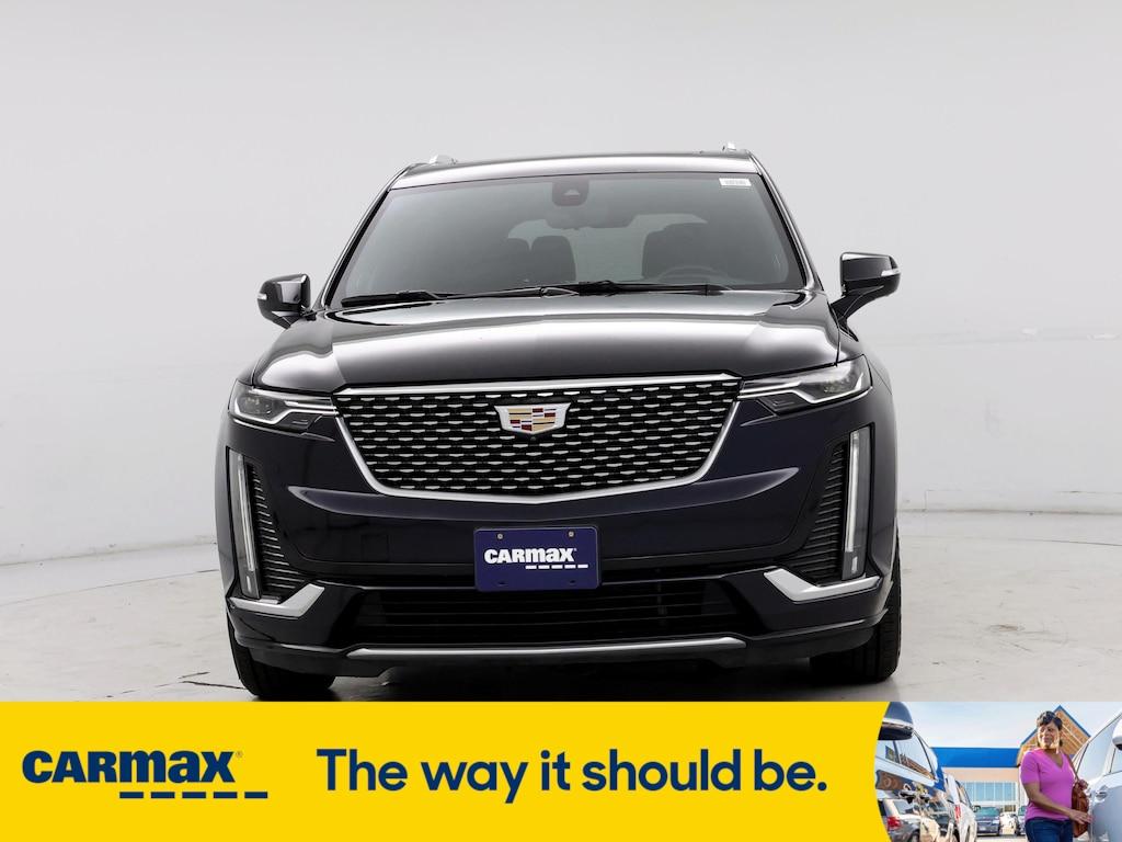 used 2022 Cadillac XT6 car, priced at $37,998