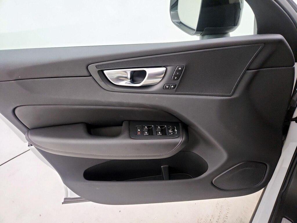 used 2025 Volvo XC60 car, priced at $35,998