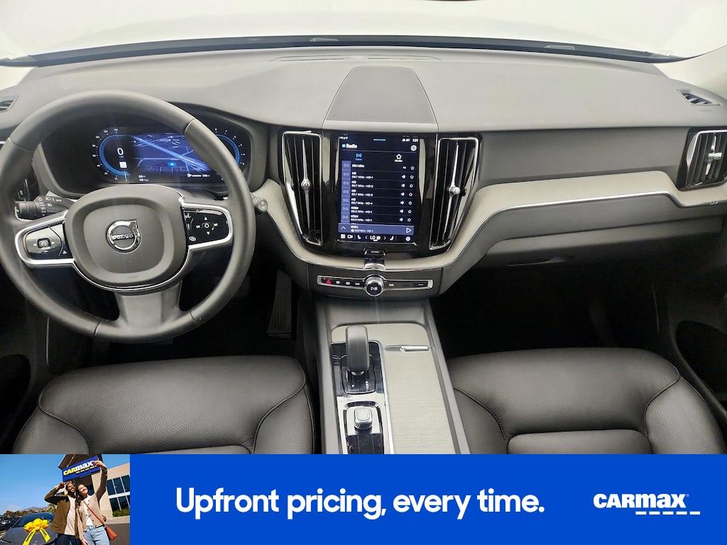 used 2025 Volvo XC60 car, priced at $36,998