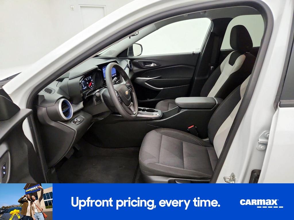 used 2024 Chevrolet Trax car, priced at $20,998